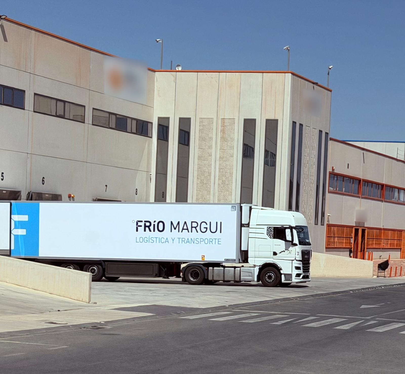 Camión Frío Margui en sus instalaciones